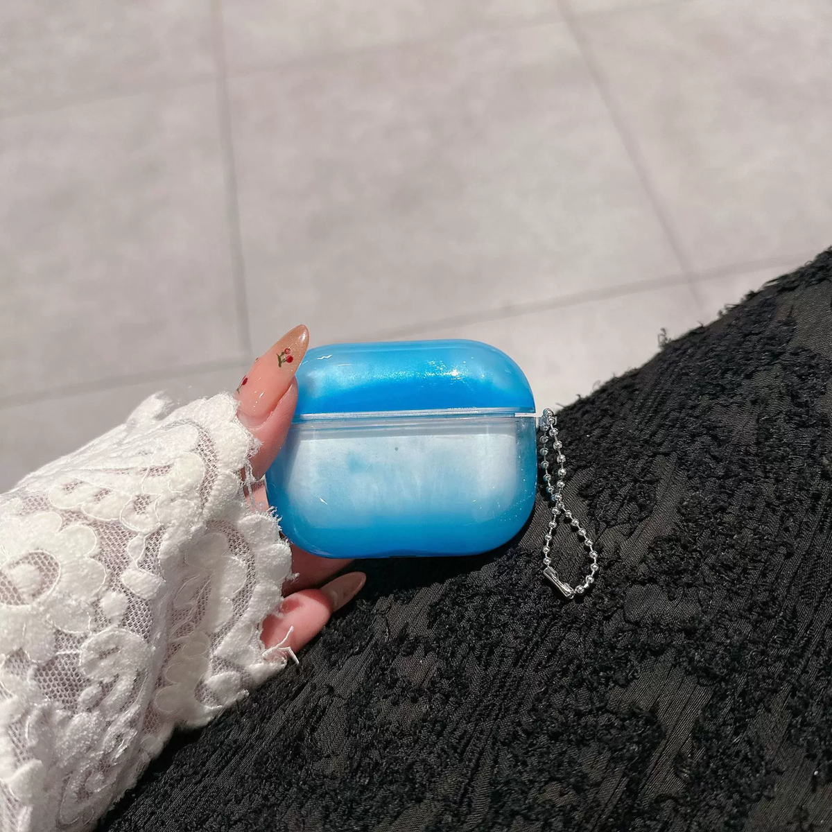 Luminous Flowing Sand AirPods Case — Fluorescent Glow Protective Cover