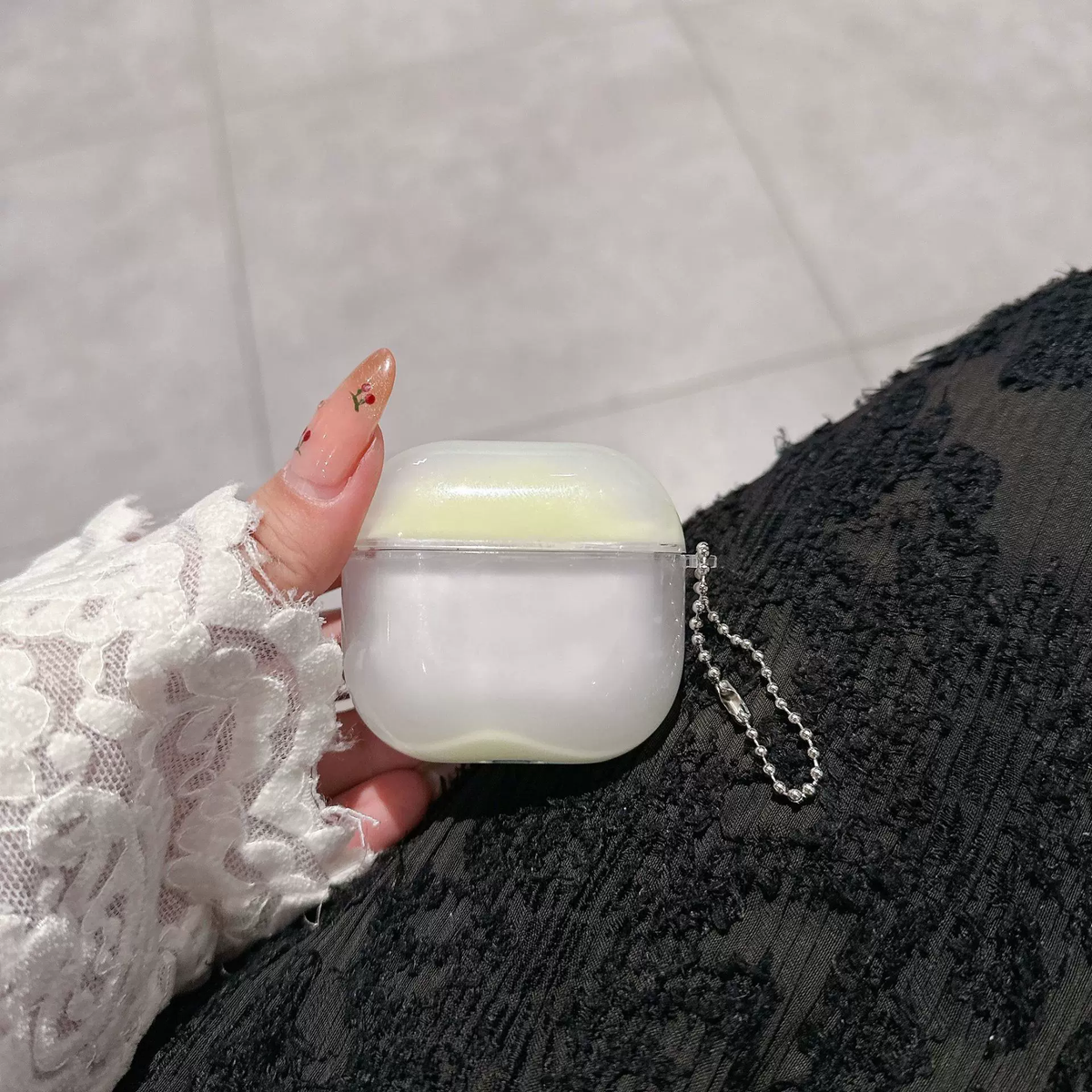 Luminous Flowing Sand AirPods Case — Fluorescent Glow Protective Cover
